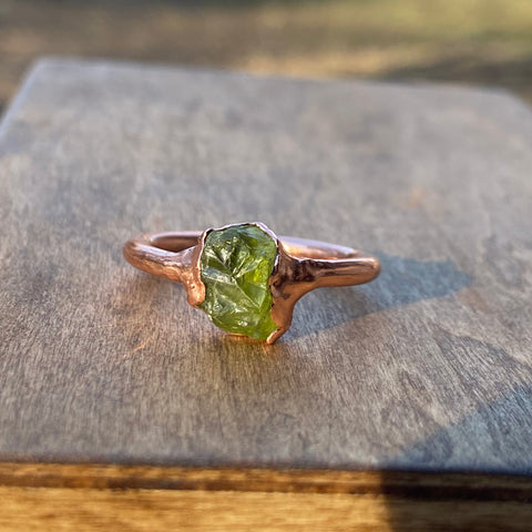 Rough Peridot and Copper Ring